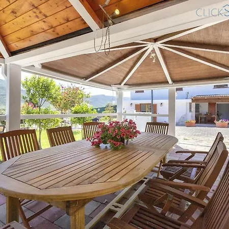 Villa Summertime Con Depandance Piscina Indipendente Vicino Alla Spiaggia *